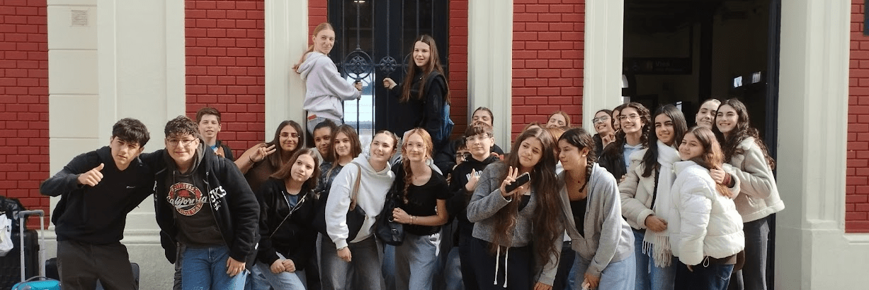 élèves échange scolaire Espagne Barcelone Badalona 2026