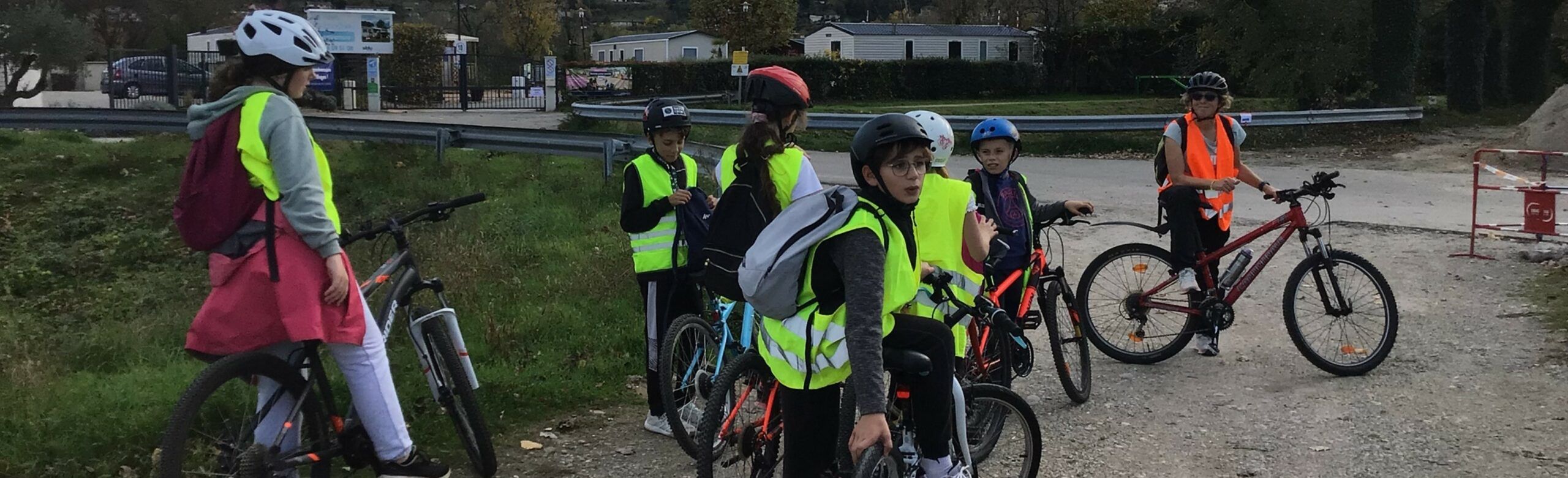 Visite déchèterie 6e : les élèves découvrent le tri à Ampuis